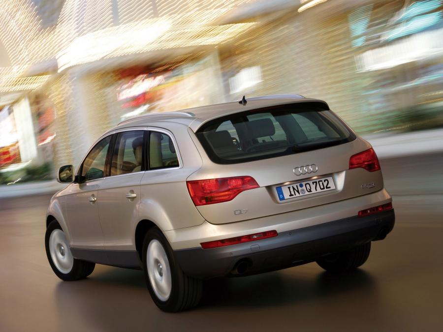  Audi Q7 3.0 TDI Quattro (4L) 2005 года  (фото 20 из 29)
